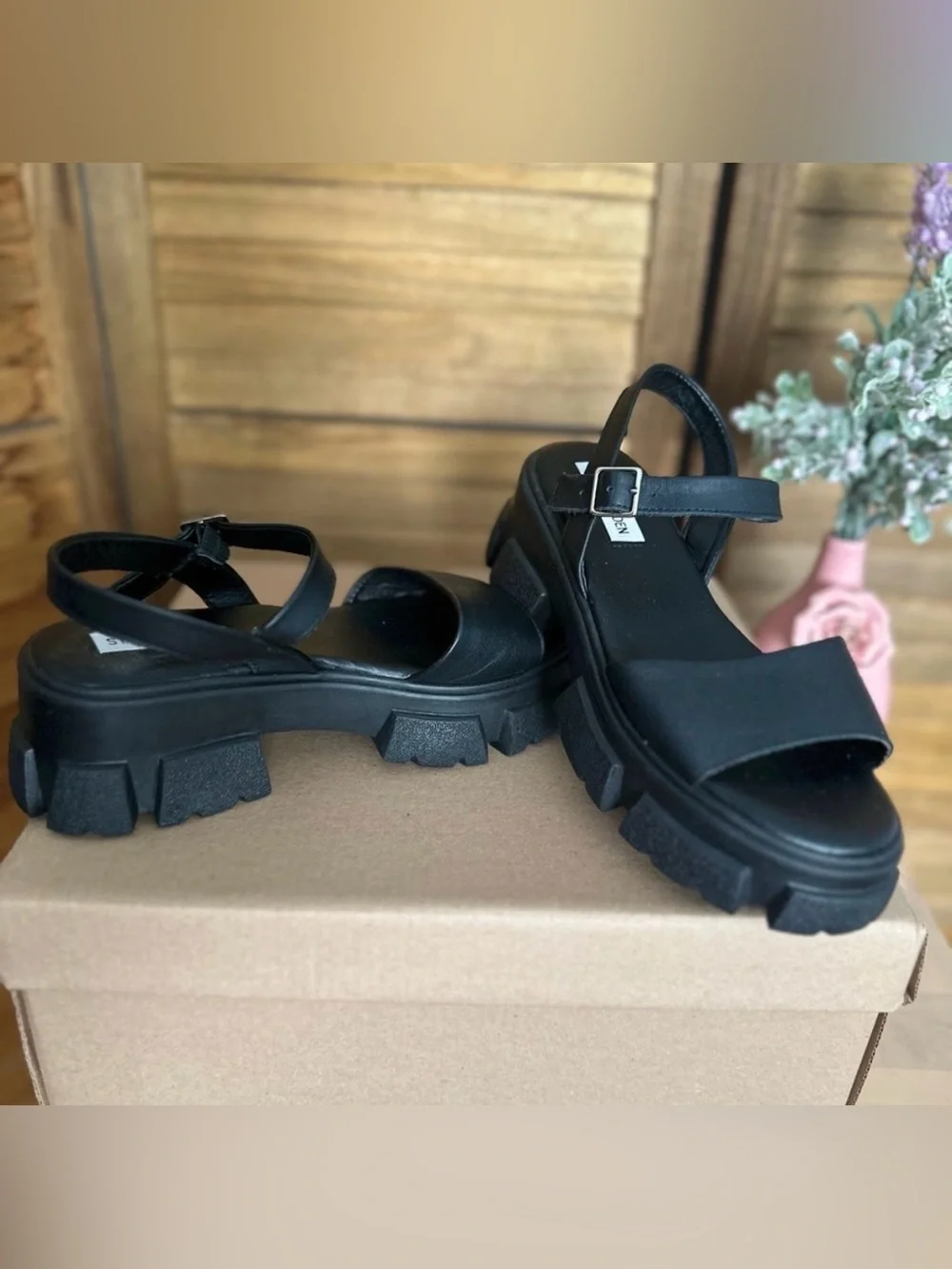 Steve Madden Black Platform Sandals